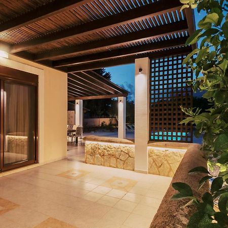 Villa Maribia With Private Pool Gennadi Esterno foto