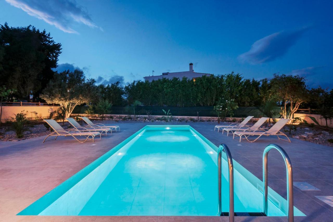 Villa Maribia With Private Pool Gennadi Esterno foto